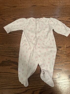 NWOT Kissy Kissy Onesie, Sz 3-6 mo